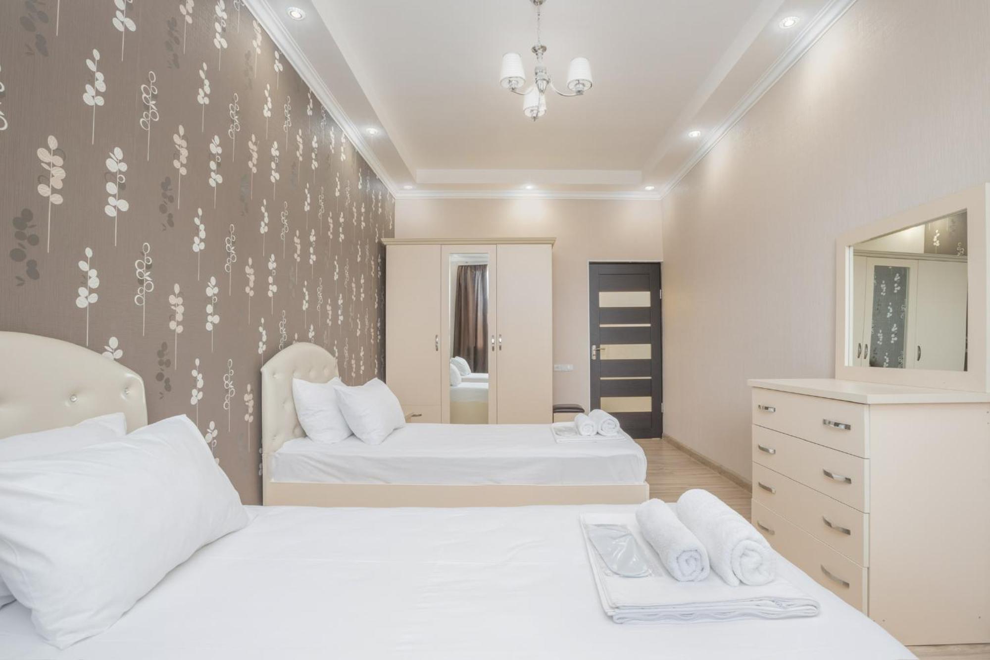 2 Bedrooms 2 Bathrooms Large And Lux Apartment Best Location Ереван Экстерьер фото