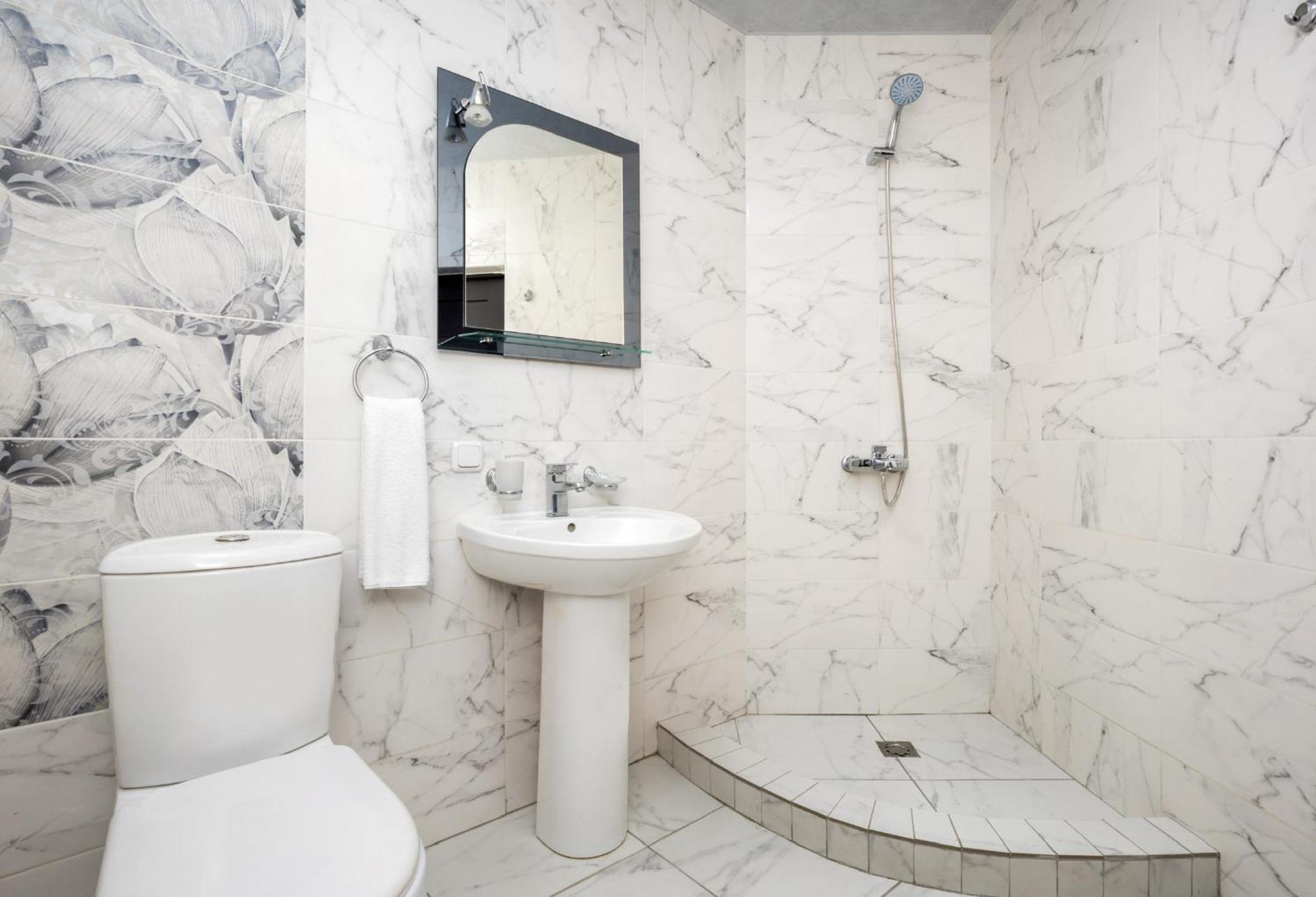 2 Bedrooms 2 Bathrooms Large And Lux Apartment Best Location Ереван Экстерьер фото
