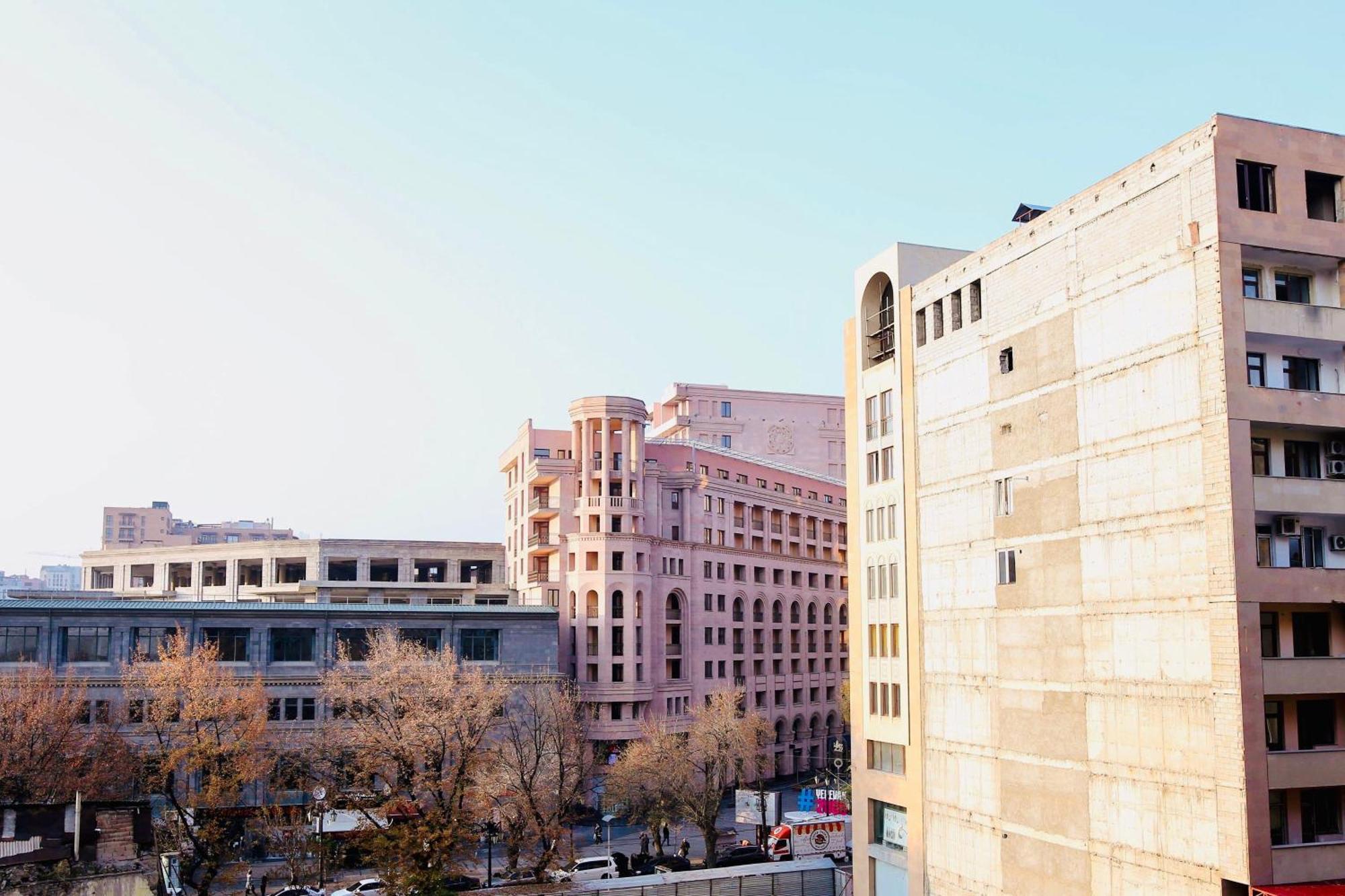 2 Bedrooms 2 Bathrooms Large And Lux Apartment Best Location Ереван Экстерьер фото